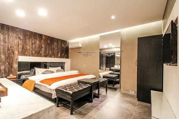 Jamsil 2.4 Hotel Seoul