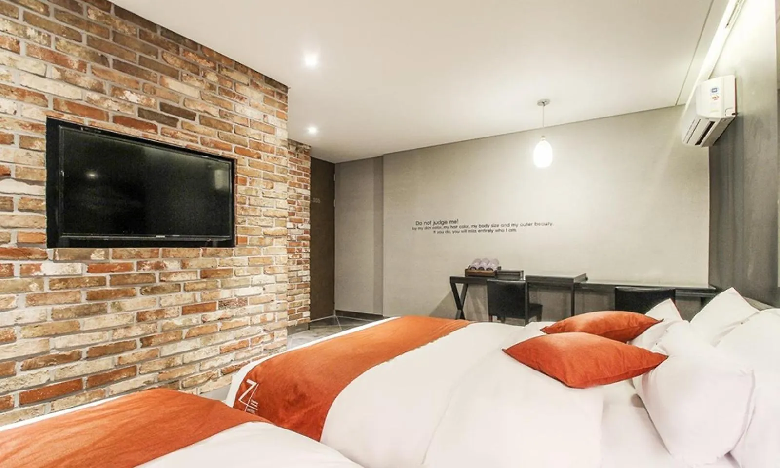 Jamsil 2.4 Hotel Seoul 2*,