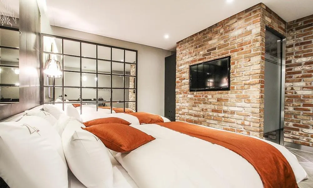 Jamsil 2.4 Hotel Seoul